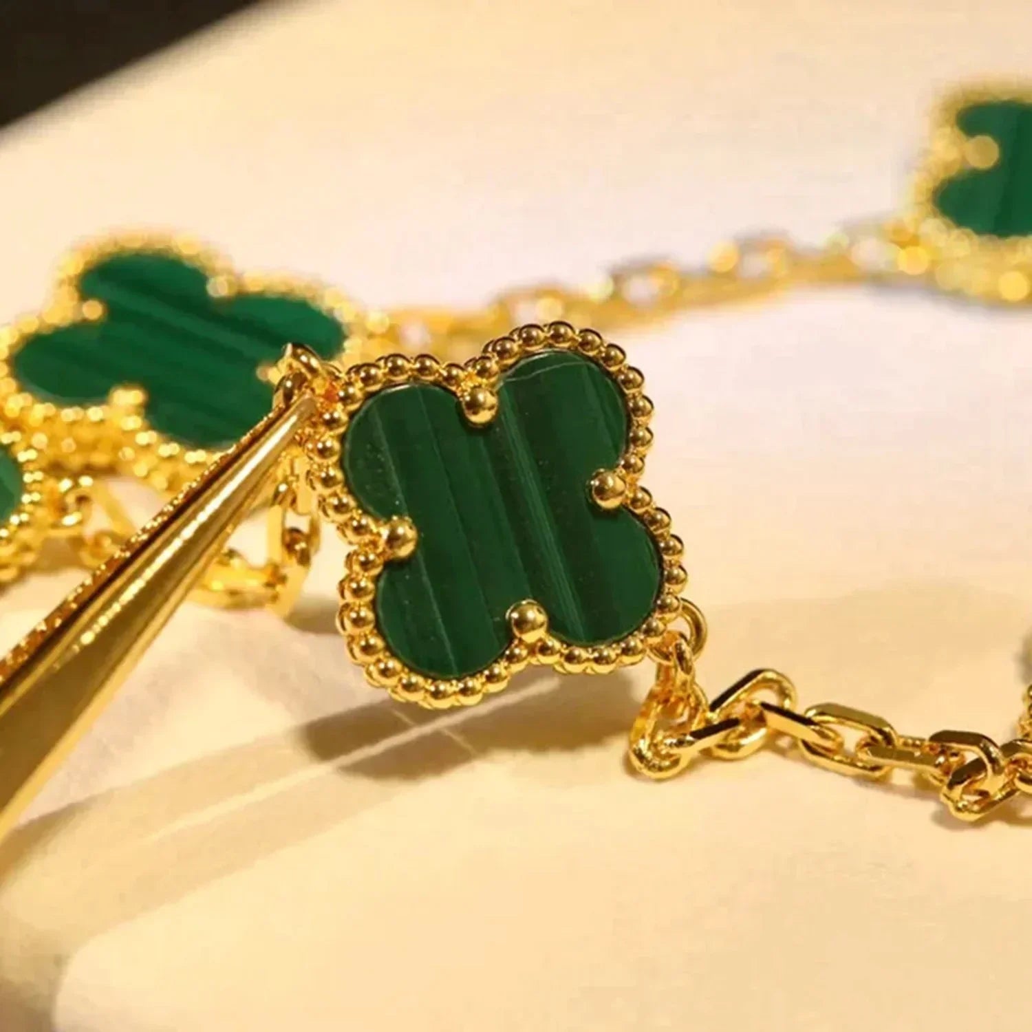 [Raffine]CLOVER 5 MOTIFS MALACHITE BRACELET