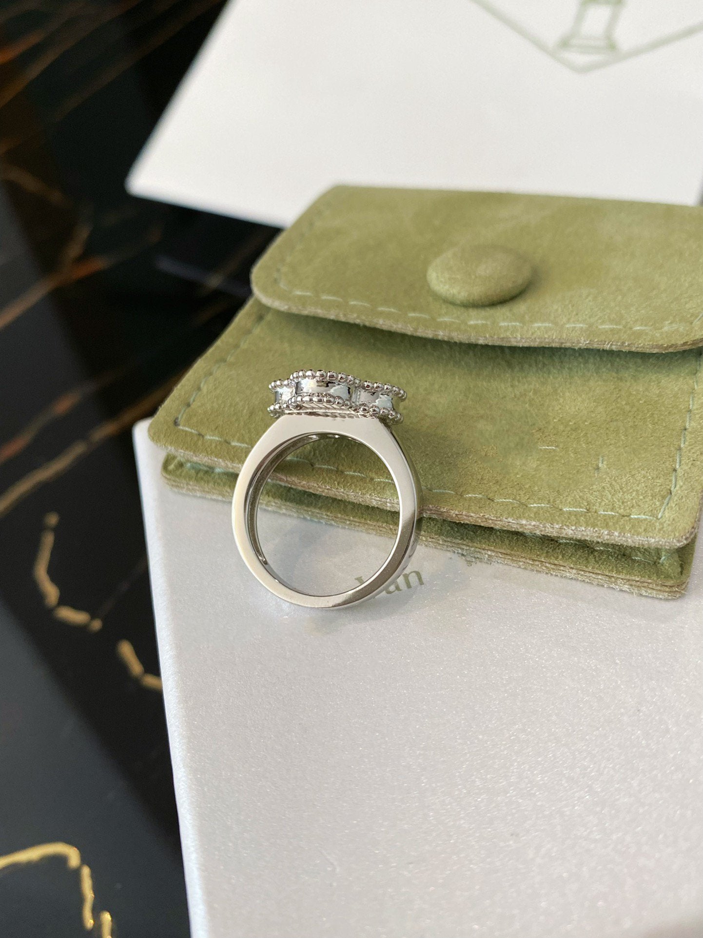 [Raffine]CLOVER SILVER RING