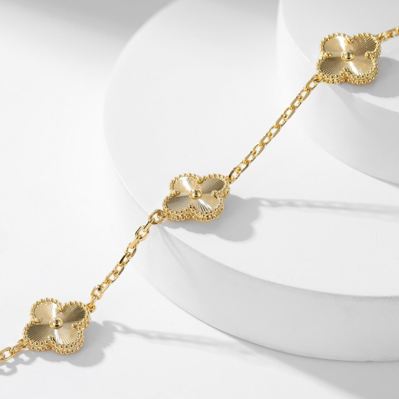 [Raffine]CLOVER 10 MOTIFS LASER NECKLACE