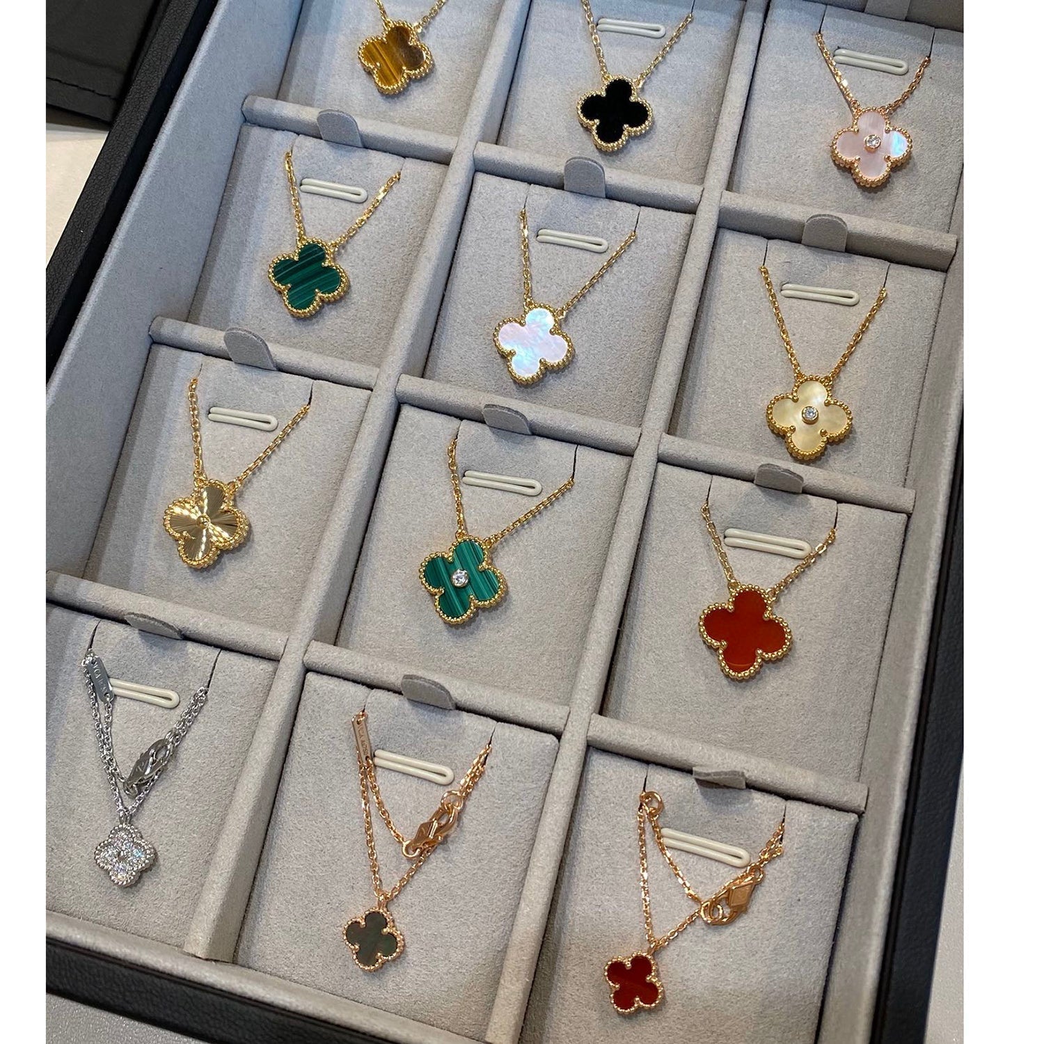 [Raffine]CLOVER 15MM BLACK ONYX SINGLE FLOWER NECKLACE